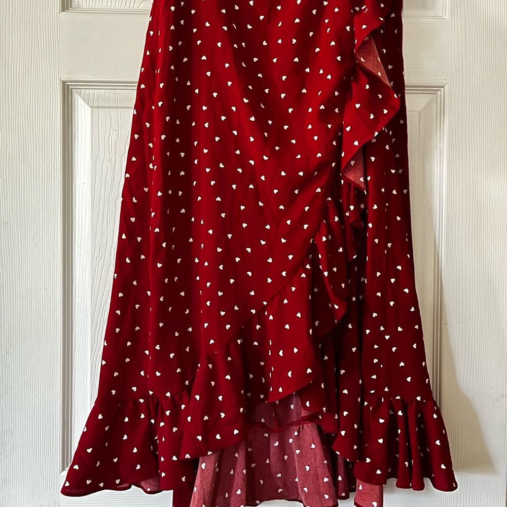 Never worn | SHEIN red and white hearts wrap skirt